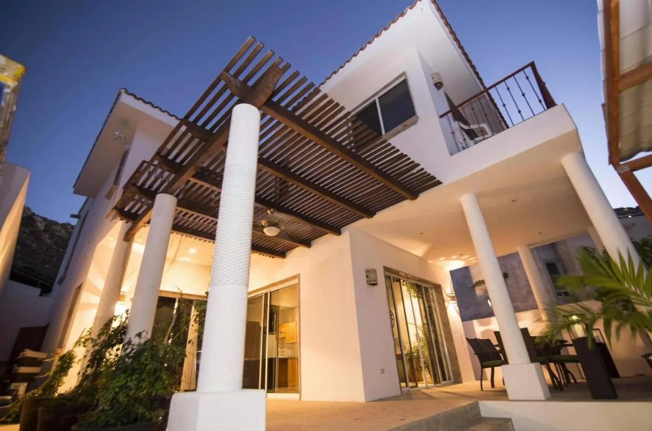 Casa Robyn Apartment Cabo San Lucas